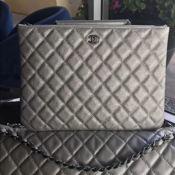 CHANEL TROLLEY CAVIAR LUGGAGE - Picture 7 of 8